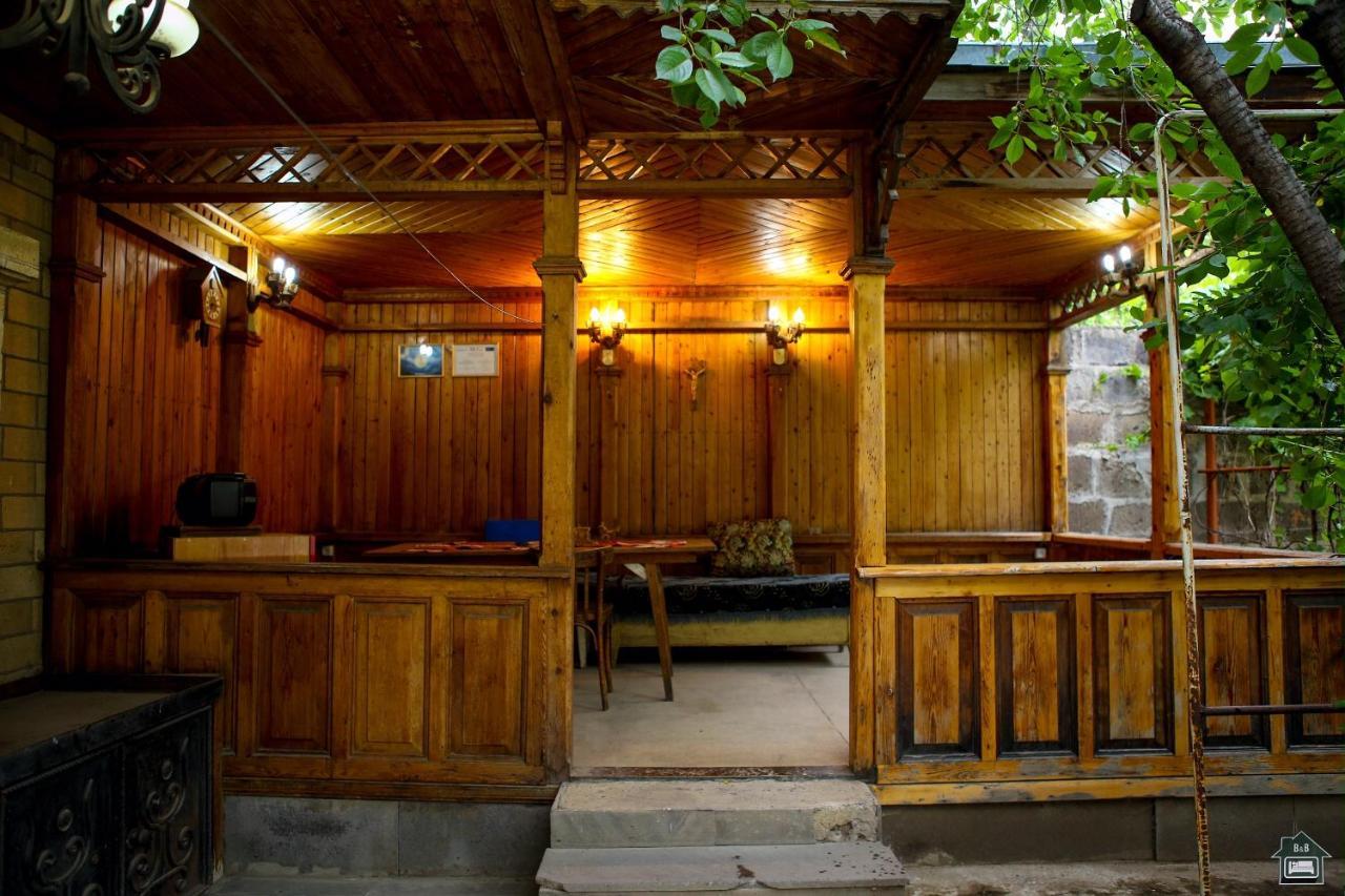 Guest House In Gyumri Exterior photo